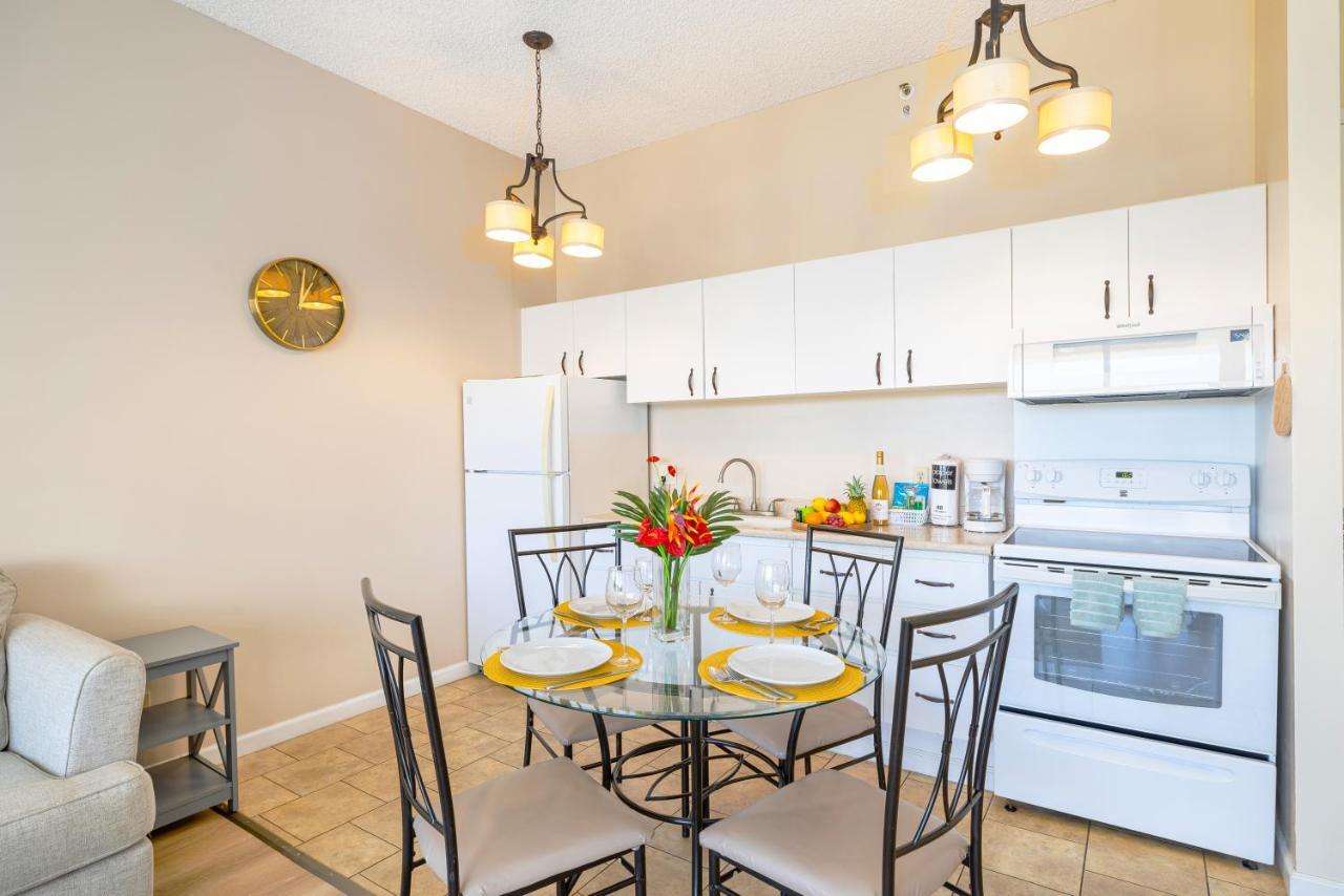 Ocean View Oasis With Free Parking, A Waikiki Gem! Apartment Honolulu